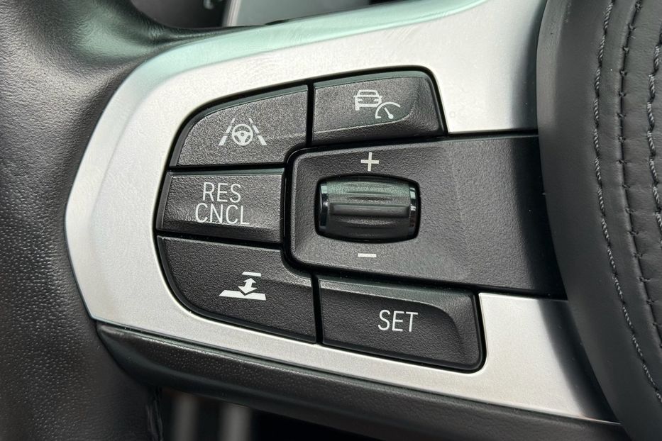 Продам BMW 550 xDrive 2018 года в Киеве