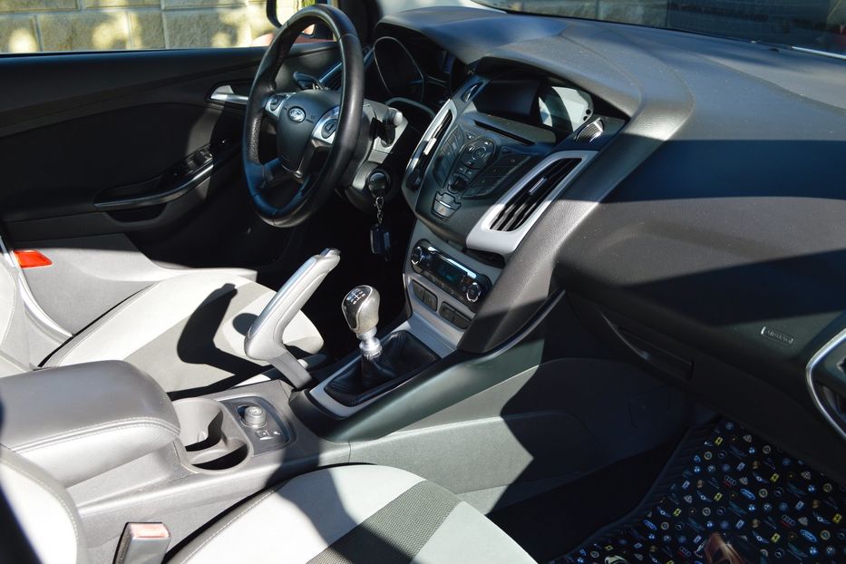 Продам Ford Focus 2013 года в Одессе