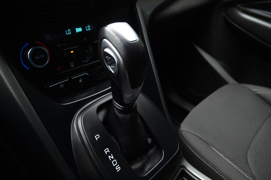 Продам Ford Kuga 2019 года в Киеве