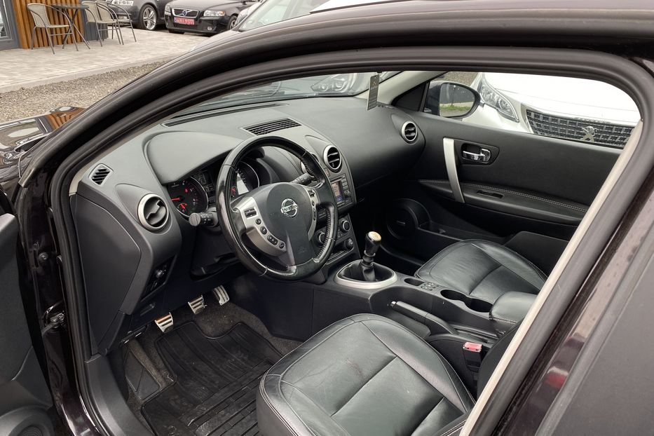Продам Nissan Qashqai+2 2011 года в Луцке
