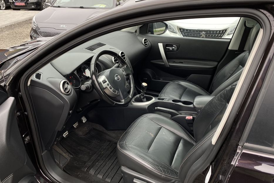 Продам Nissan Qashqai+2 2011 года в Луцке