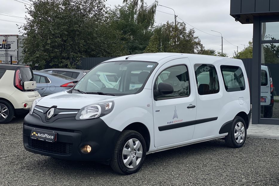 Продам Renault Kangoo пасс. Maxi 2019 года в Луцке