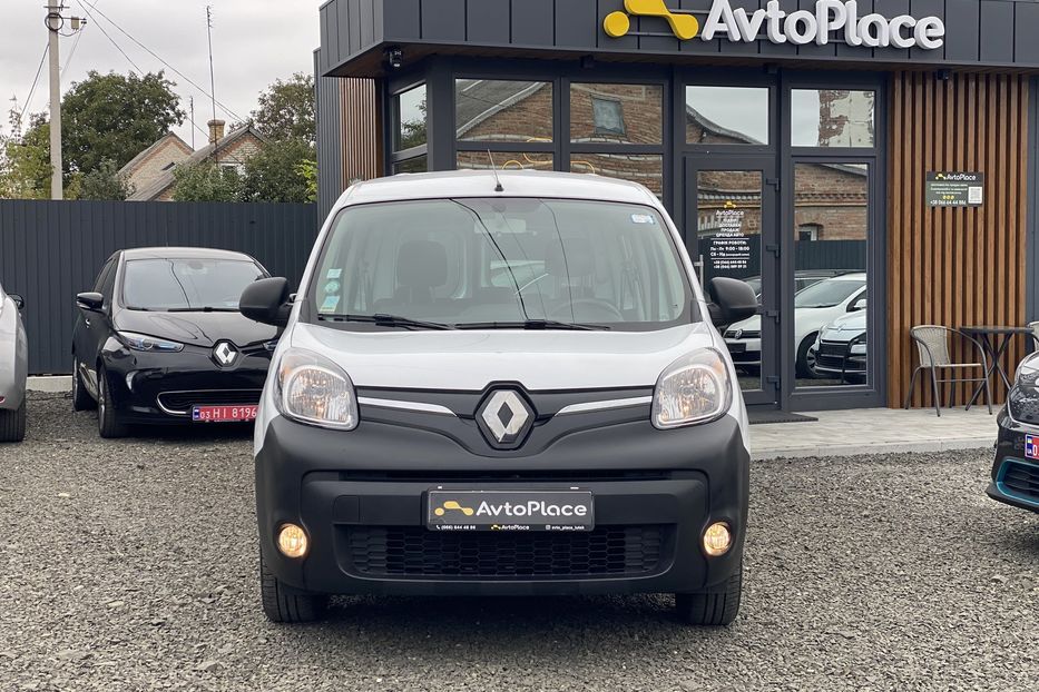 Продам Renault Kangoo пасс. Maxi 2019 года в Луцке