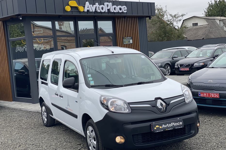 Продам Renault Kangoo пасс. Maxi 2019 года в Луцке