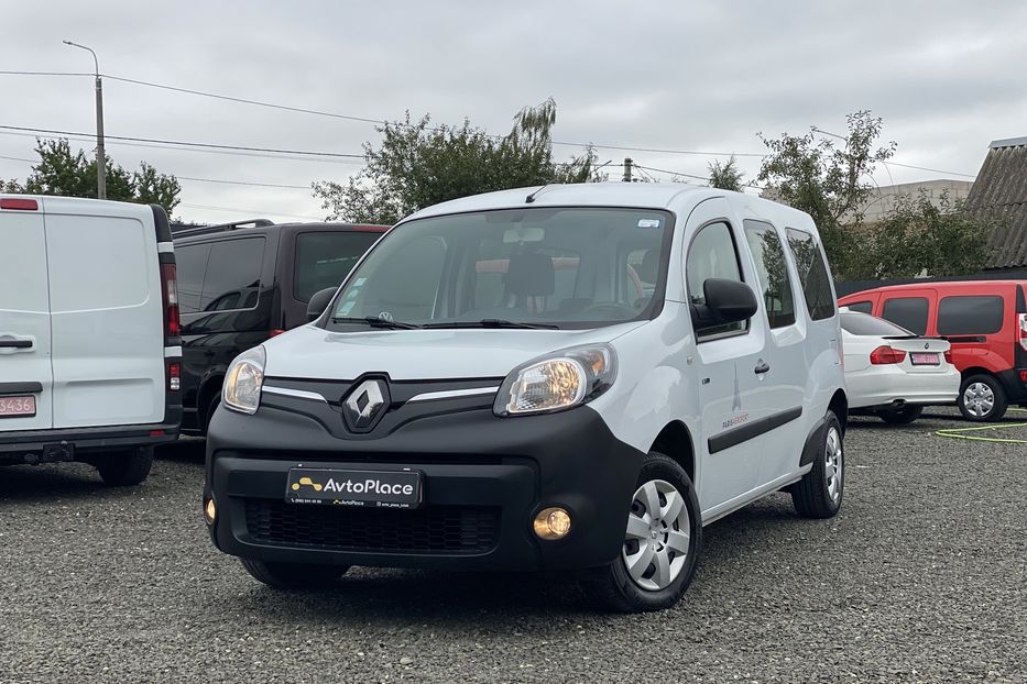 Продам Renault Kangoo пасс. Maxi 2019 года в Луцке