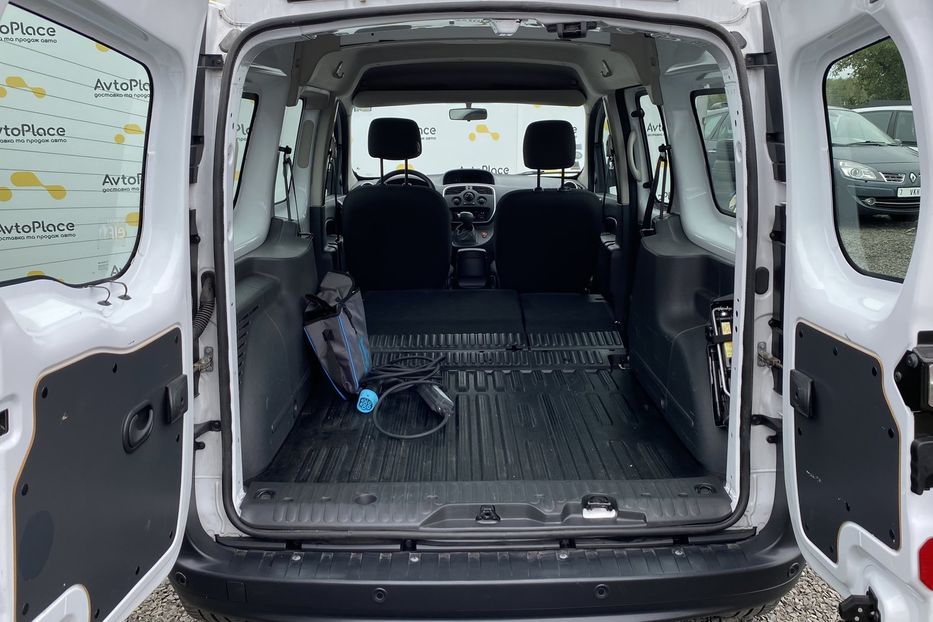 Продам Renault Kangoo пасс. Maxi 2019 года в Луцке