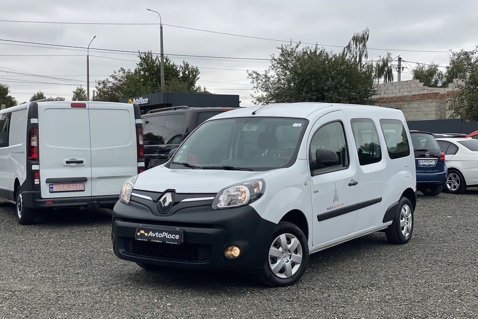 Продам Renault Kangoo пасс. Maxi 2019 года в Луцке