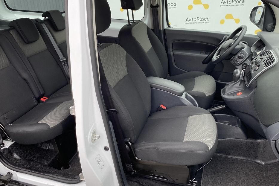Продам Renault Kangoo пасс. Maxi 2019 года в Луцке