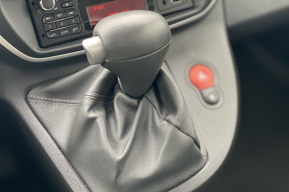 Продам Renault Kangoo пасс. Maxi 2019 года в Луцке