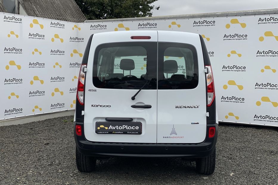Продам Renault Kangoo пасс. Maxi 2019 года в Луцке
