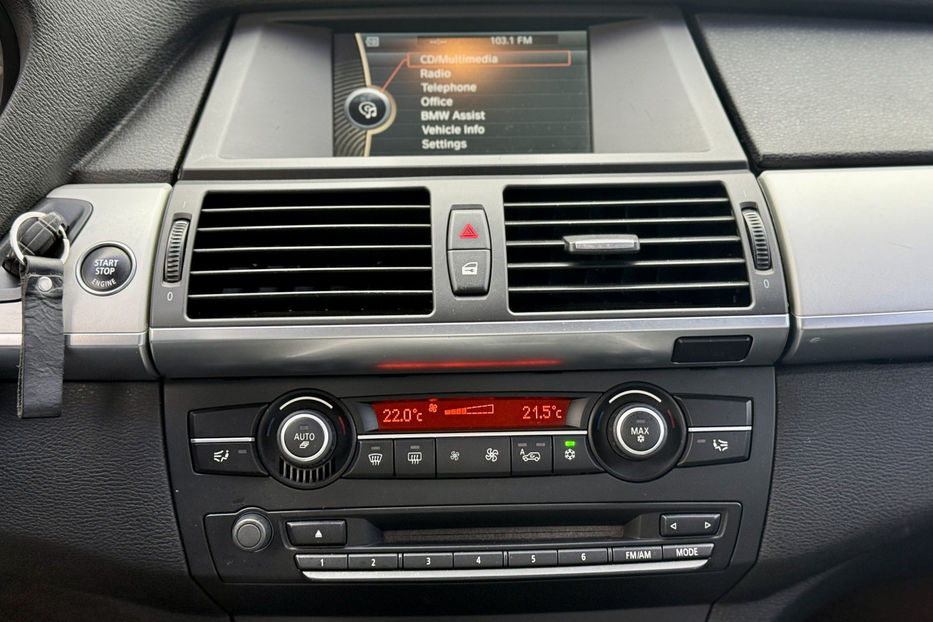 Продам BMW X5 2012 года в Киеве