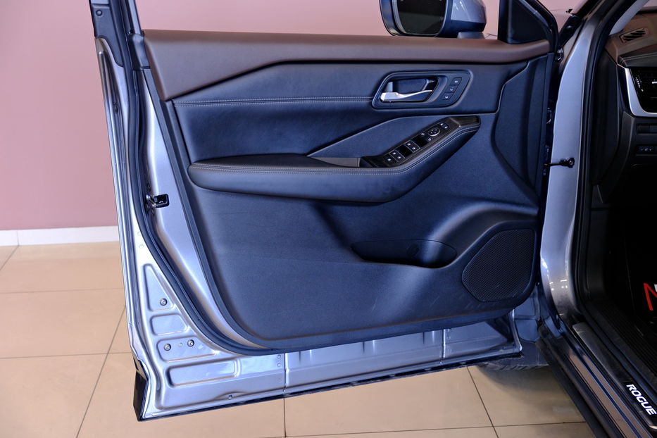 Продам Nissan Rogue SL 2023 года в Одессе