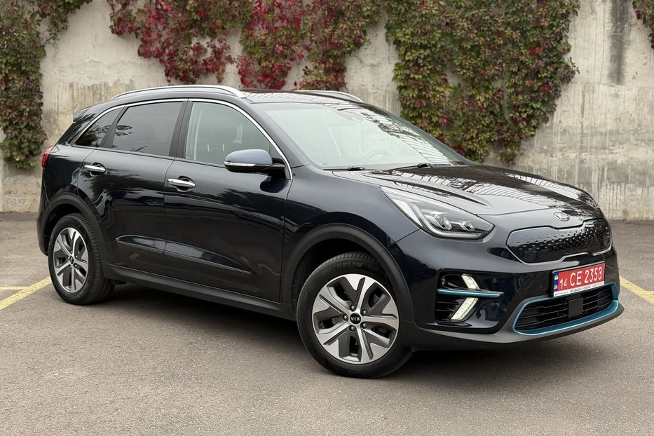 Продам Kia Niro MАХ комплектаціяавто в Рівному 2021 года в Ровно
