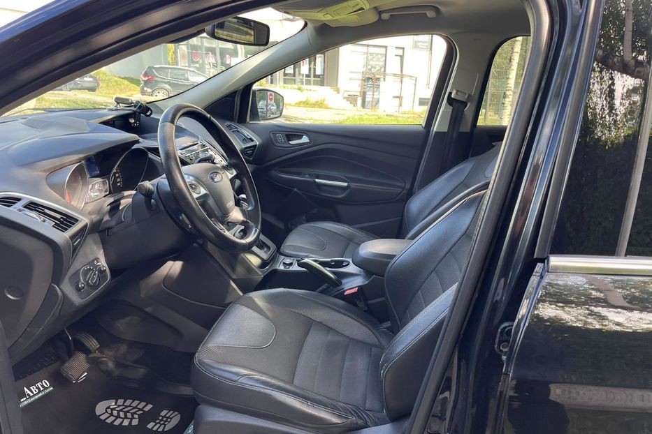 Продам Ford Kuga 2013 года в Черновцах