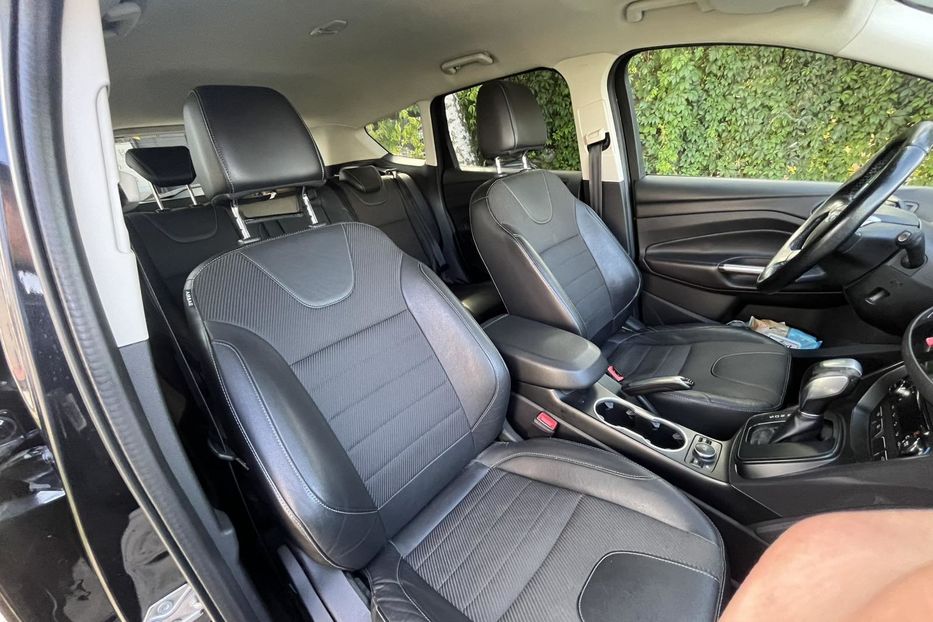 Продам Ford Kuga 2013 года в Черновцах