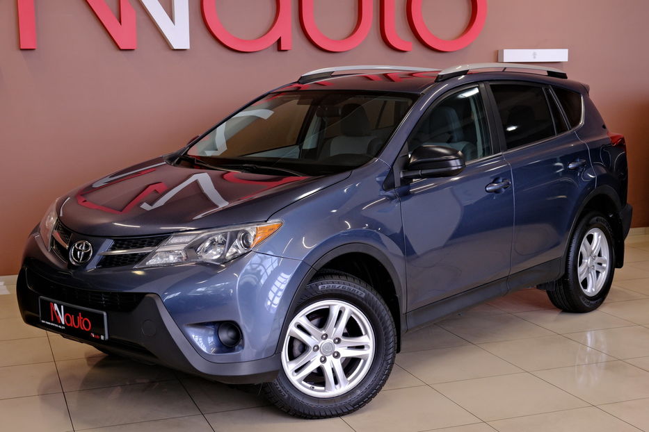 Продам Toyota Rav 4 LE 2013 года в Одессе