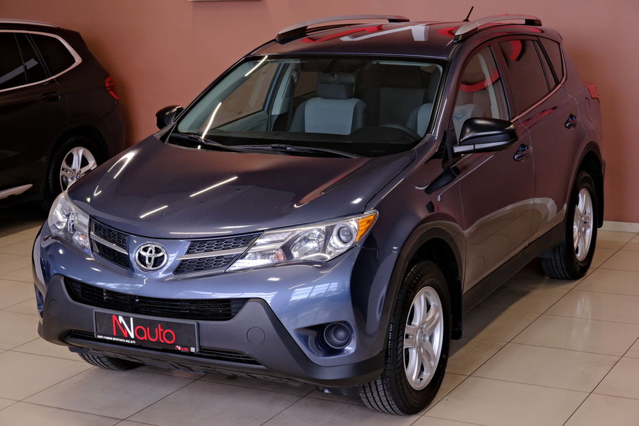 Продам Toyota Rav 4 LE 2013 года в Одессе