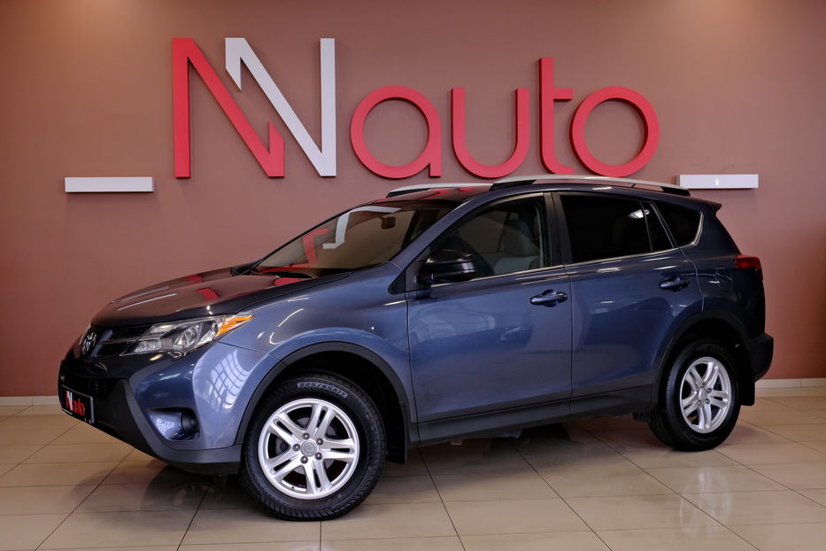 Продам Toyota Rav 4 LE 2013 года в Одессе