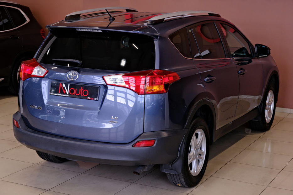 Продам Toyota Rav 4 LE 2013 года в Одессе