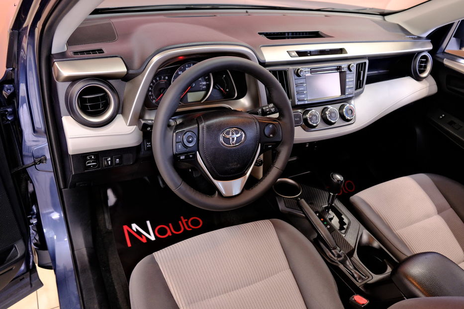 Продам Toyota Rav 4 LE 2013 года в Одессе