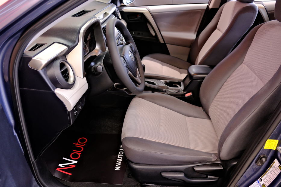 Продам Toyota Rav 4 LE 2013 года в Одессе