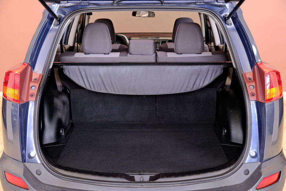 Продам Toyota Rav 4 LE 2013 года в Одессе