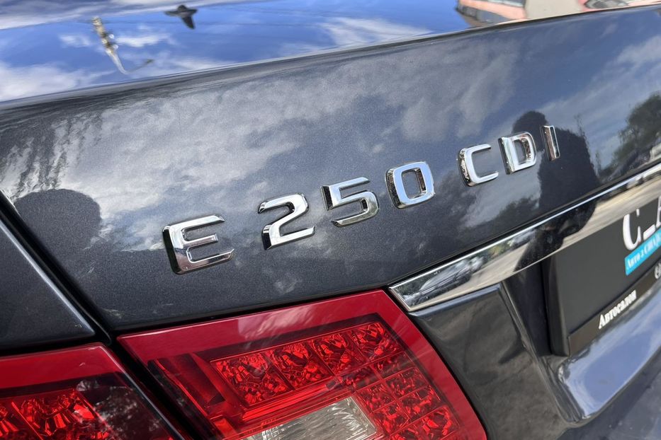 Продам Mercedes-Benz E-Class 2012 года в Черновцах