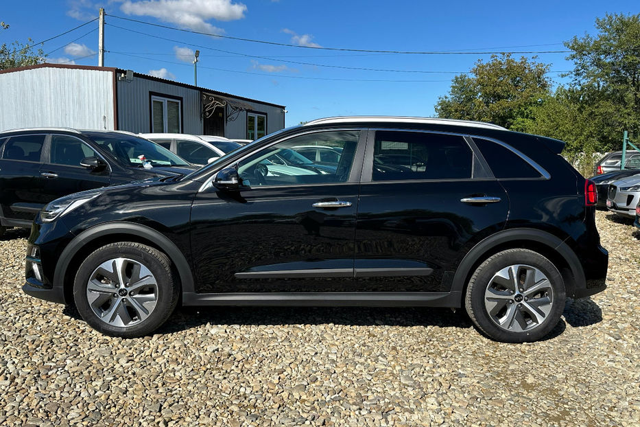 Продам Kia Niro 64 кВт Макс. комплектація 2020 года в Львове