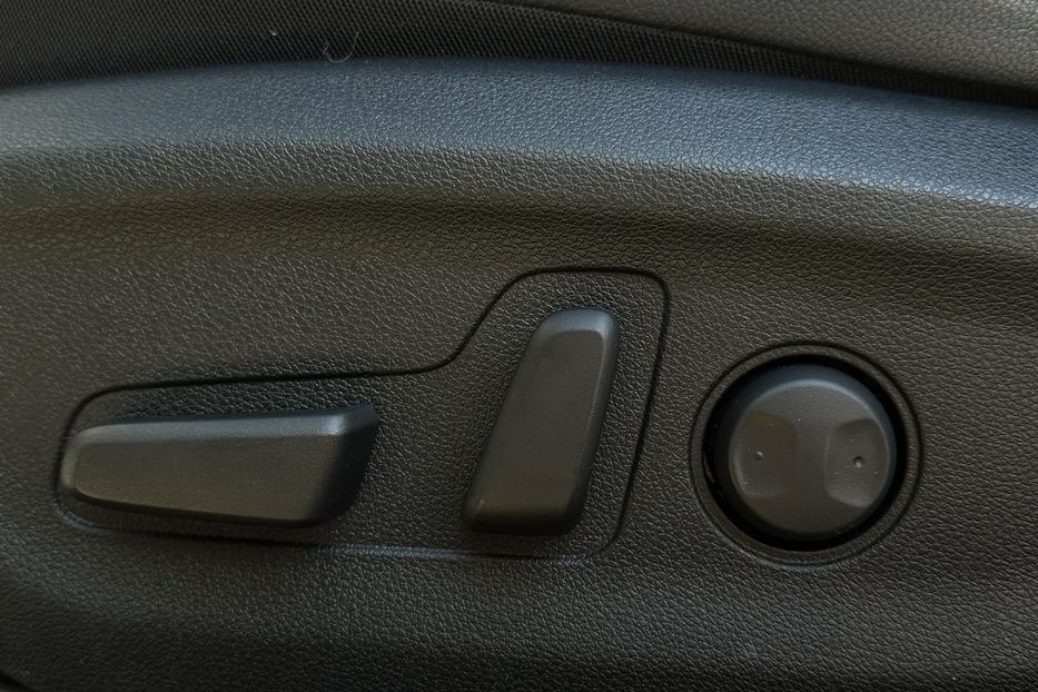 Продам Kia Niro 64 кВт Макс. комплектація 2020 года в Львове