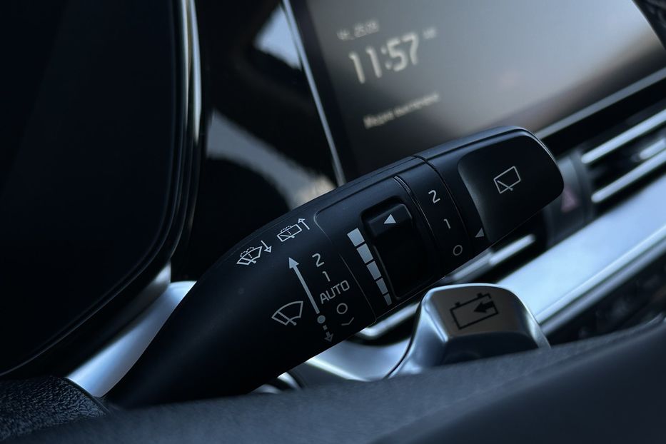 Продам Kia Niro 64 кВт Макс. комплектація 2020 года в Львове