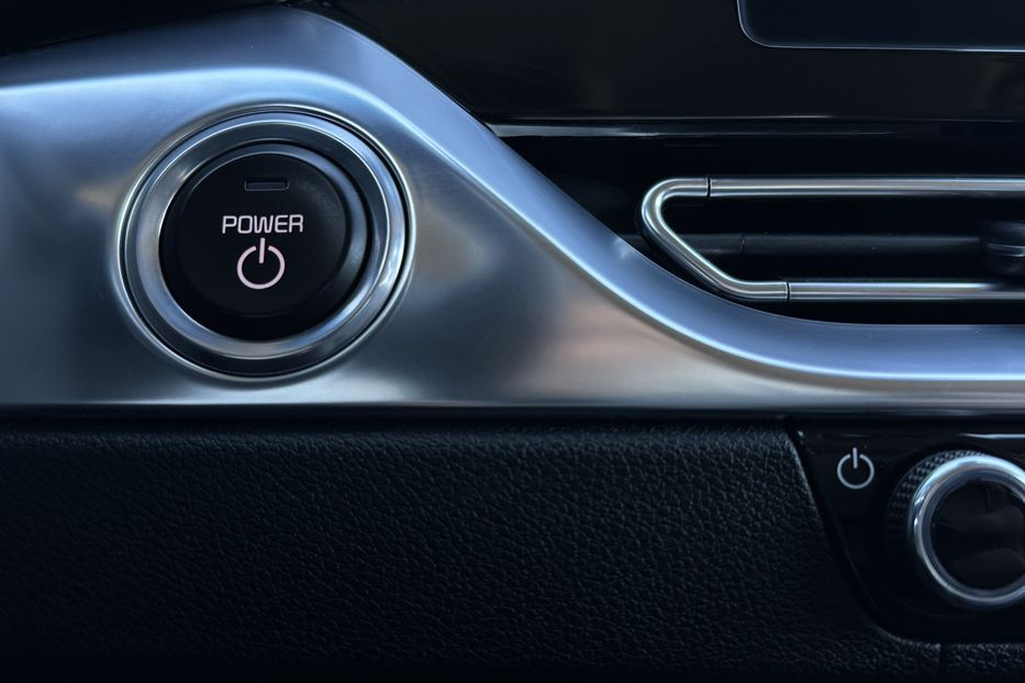 Продам Kia Niro 64 кВт Макс. комплектація 2020 года в Львове
