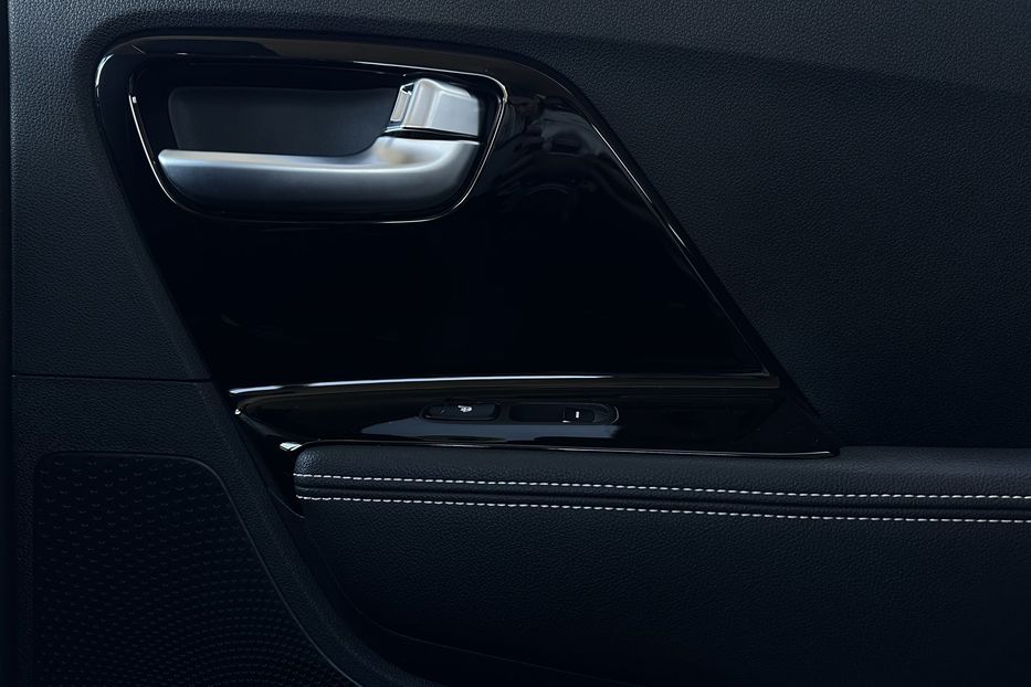 Продам Kia Niro 64 кВт Макс. комплектація 2020 года в Львове