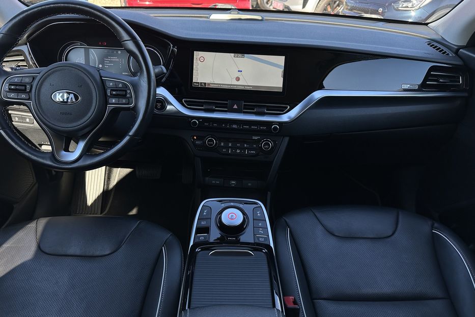 Продам Kia Niro 64 кВт Макс. комплектація 2020 года в Львове