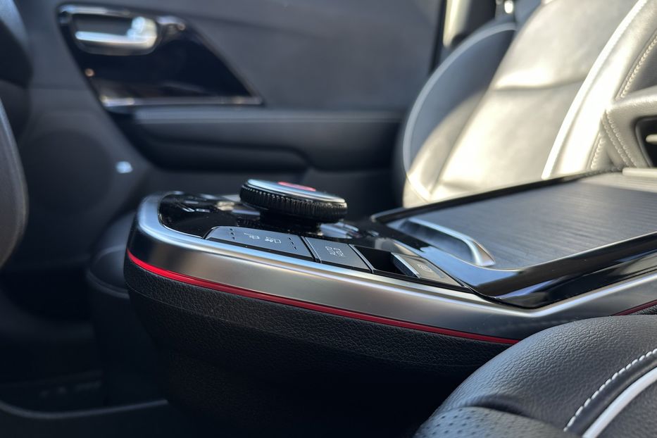Продам Kia Niro 64 кВт Макс. комплектація 2020 года в Львове