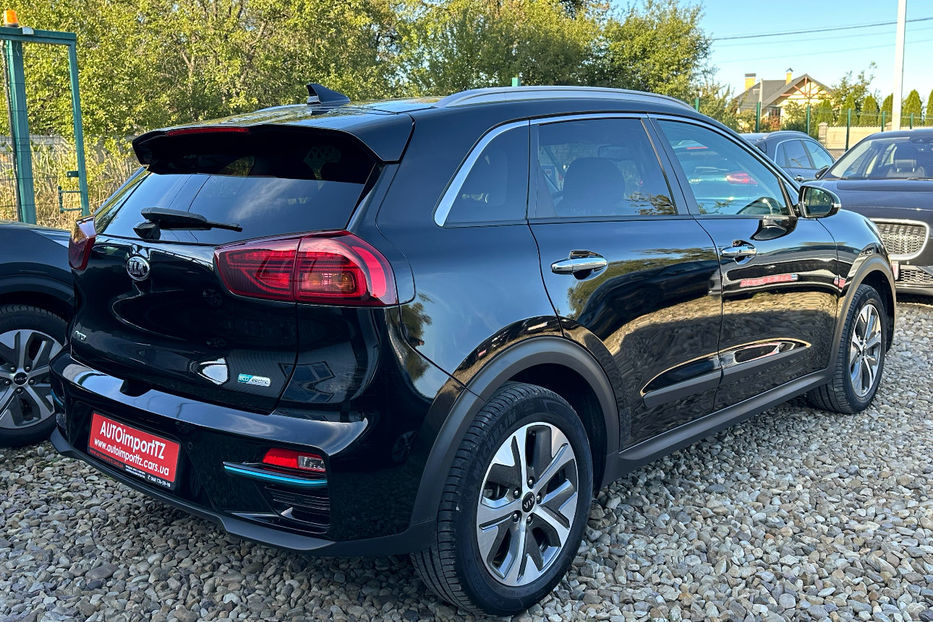 Продам Kia Niro 64 кВт Макс. комплектація 2020 года в Львове