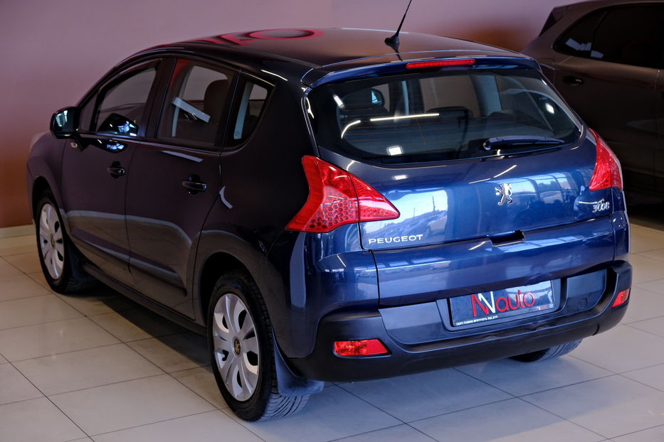 Продам Peugeot 3008 2011 года в Одессе