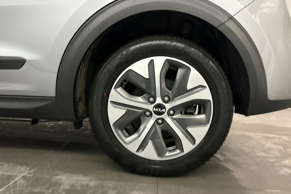 Продам Kia Niro 64 KW авто в дорозі  2022 года в Львове