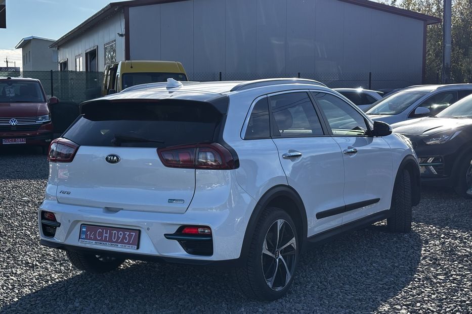 Продам Kia Niro 64 квт у Львові 2020 года в Львове