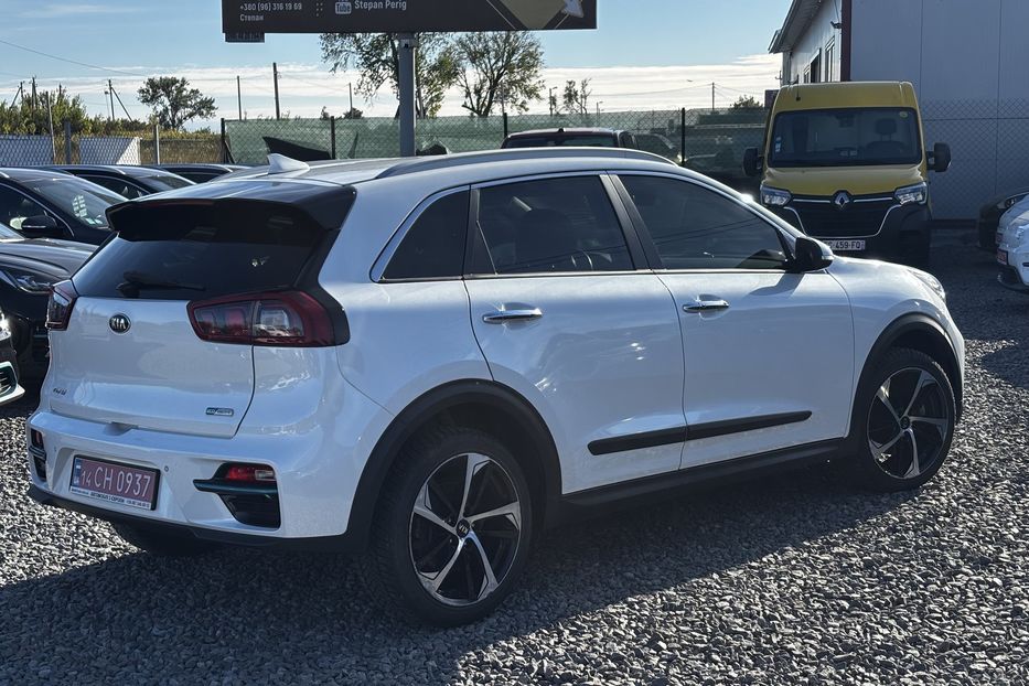 Продам Kia Niro 64 квт у Львові 2020 года в Львове