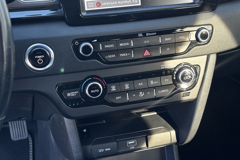 Продам Kia Niro 64 квт у Львові 2020 года в Львове