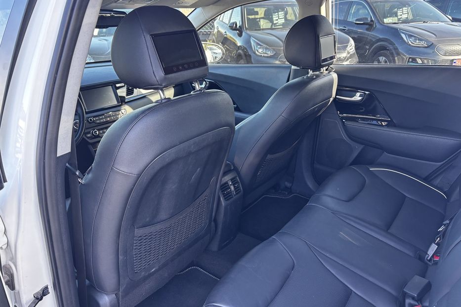 Продам Kia Niro 64 квт у Львові 2020 года в Львове