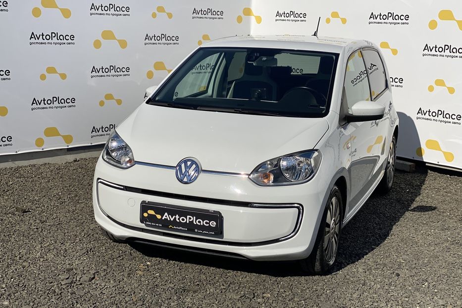 Продам Volkswagen Up 2015 года в Луцке