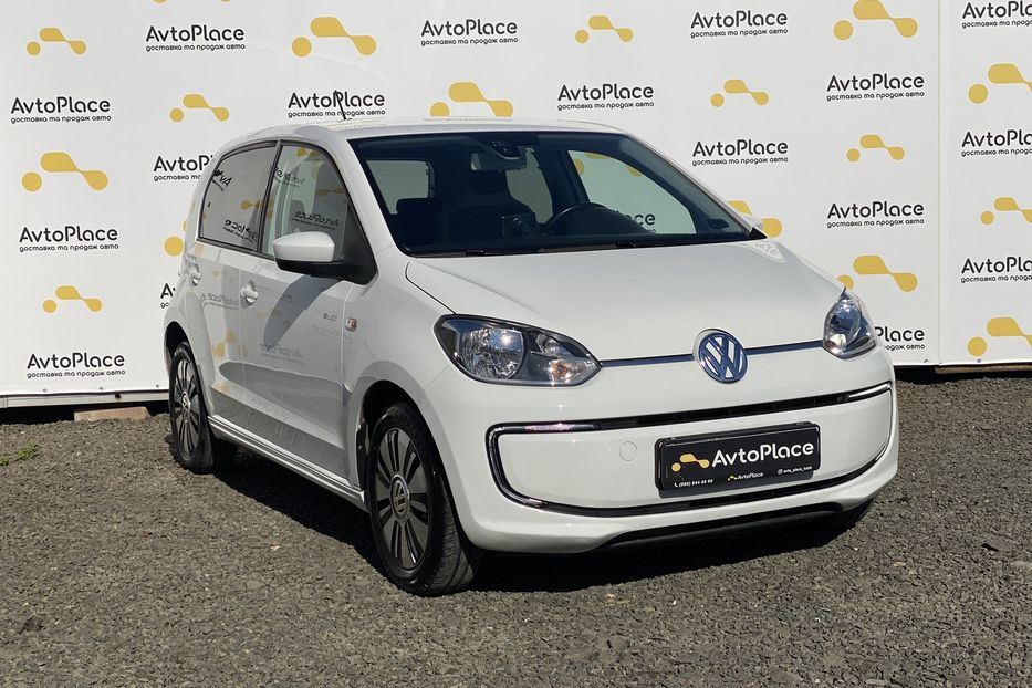 Продам Volkswagen Up 2015 года в Луцке