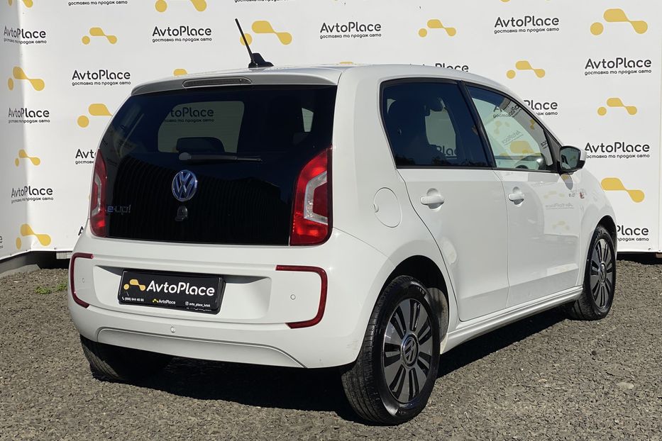 Продам Volkswagen Up 2015 года в Луцке