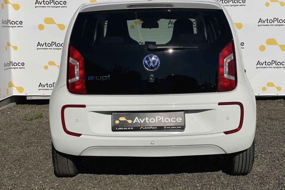 Продам Volkswagen Up 2015 года в Луцке