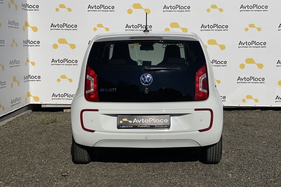 Продам Volkswagen Up 2015 года в Луцке
