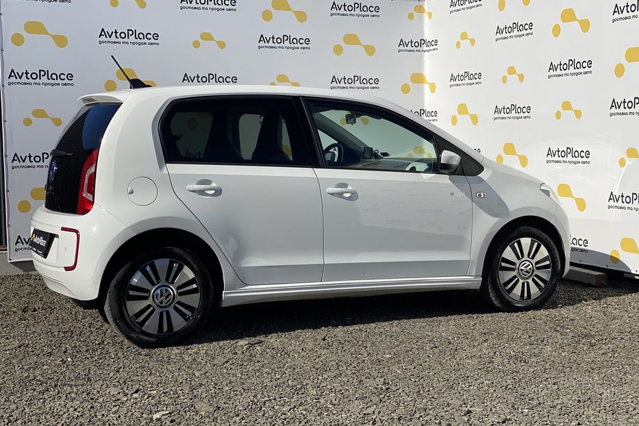 Продам Volkswagen Up 2015 года в Луцке