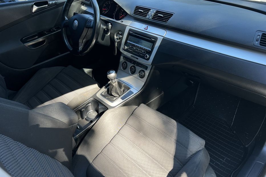 Продам Volkswagen Passat B6 COMIS  2009 года в г. Умань, Черкасская область