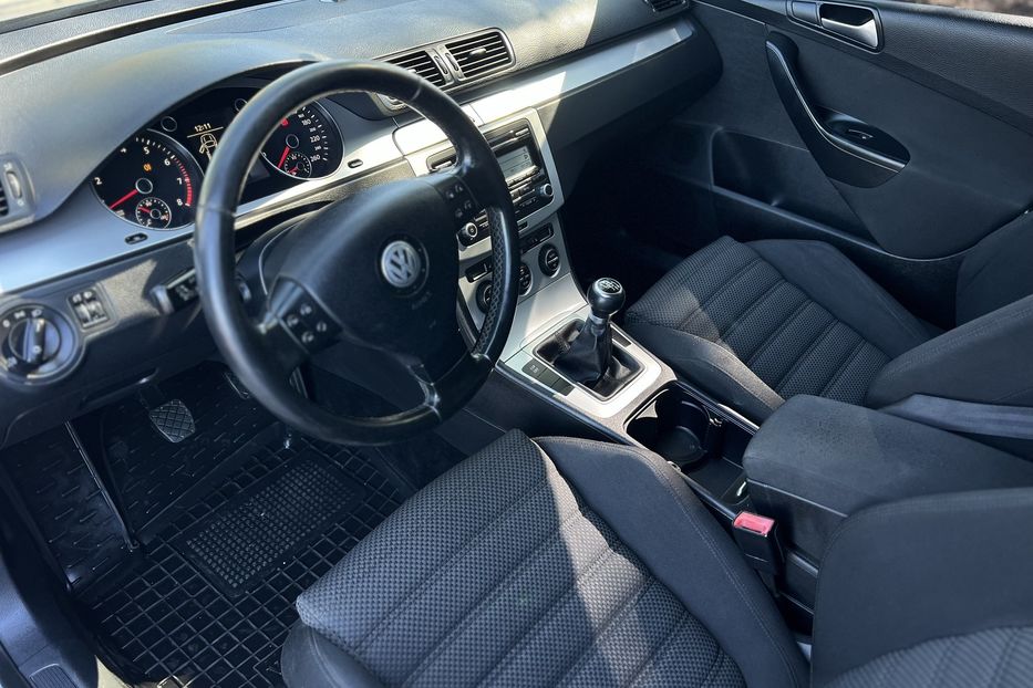 Продам Volkswagen Passat B6 COMIS  2009 года в г. Умань, Черкасская область