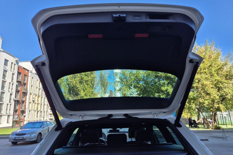 Продам Volkswagen Passat B8 Highline; 4x4; 190кс 2018 года в Киеве